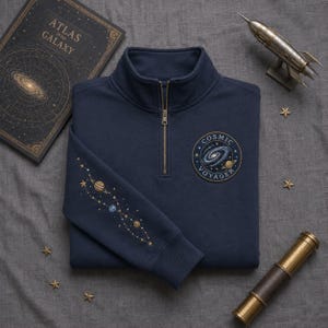 Navy Space geborduurd sweatshirt met kwartrits, Stargazer-trui, maanfasemouw, cadeau astronomieliefhebber, cadeau