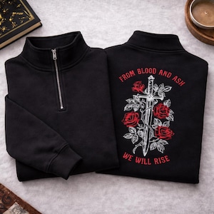 Von Blut und Asche bestickter Viertelreißverschluss, Sword Rose Back Design, Book Lover Crewneck