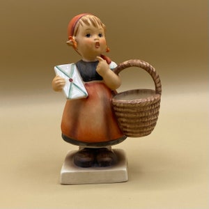 Vintage Hummel Goebel Collectible Figurine &quot;Meditation” #13/0 TMK-5