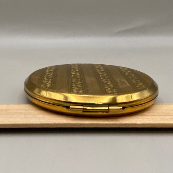 Vintage 1960s 1970s Stratton Powder Compact Gold … - image 7