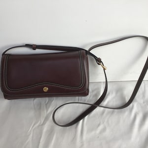Sac à bandoulière GoldPfeil Luneberg, tout nouveau produit de luxe, vintage, sac de tous les jours, petite taille, surpiqûres contrastées, bandoulière réglable, cuir