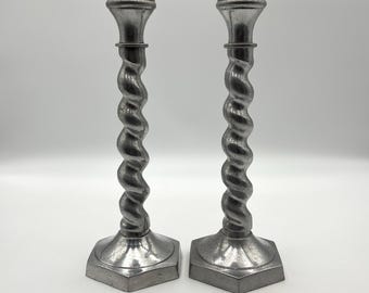 Coppia di candelabri vintage in peltro a spirale, portacandele rustici tradizionali, decorazioni per casa di campagna, portacandele argentati