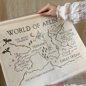 World of Aelin Fantasy Map Beige (con licencia oficial de SJM) Terrasen Trono de vidrio Decoración colgante Decoración del hogar Póster de decoración de pared