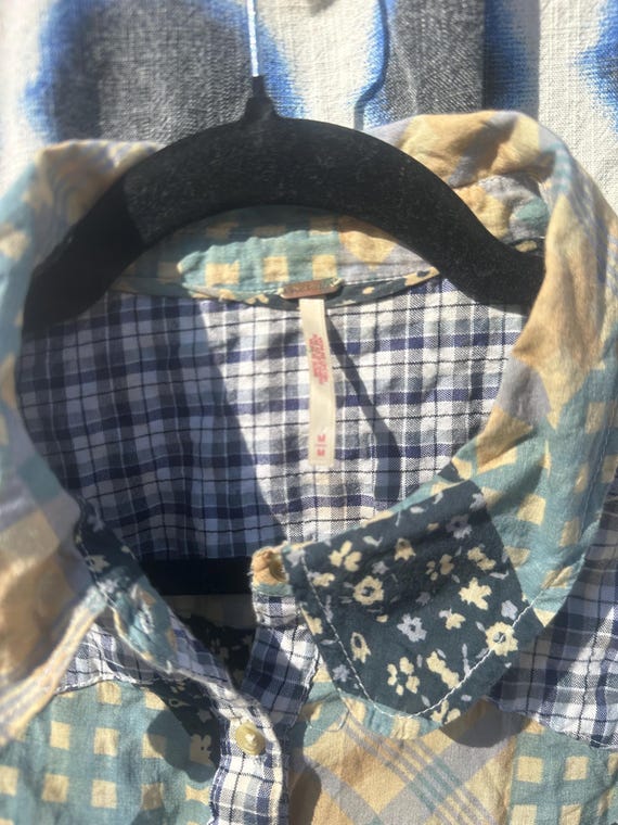 Quilt Print Ruffle Sleeve Blouse - image 5