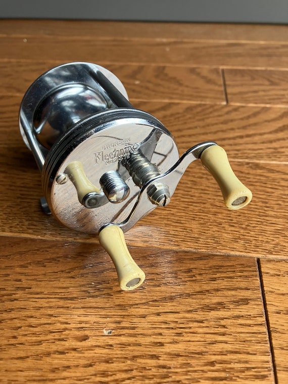 bronson dari fishing reel 904 Dr.Fish CTR Spinning 4000 High Speed 5.2:1 Saltwater Freshwater Work well for surf fishing Bronson Reels Made For Sears