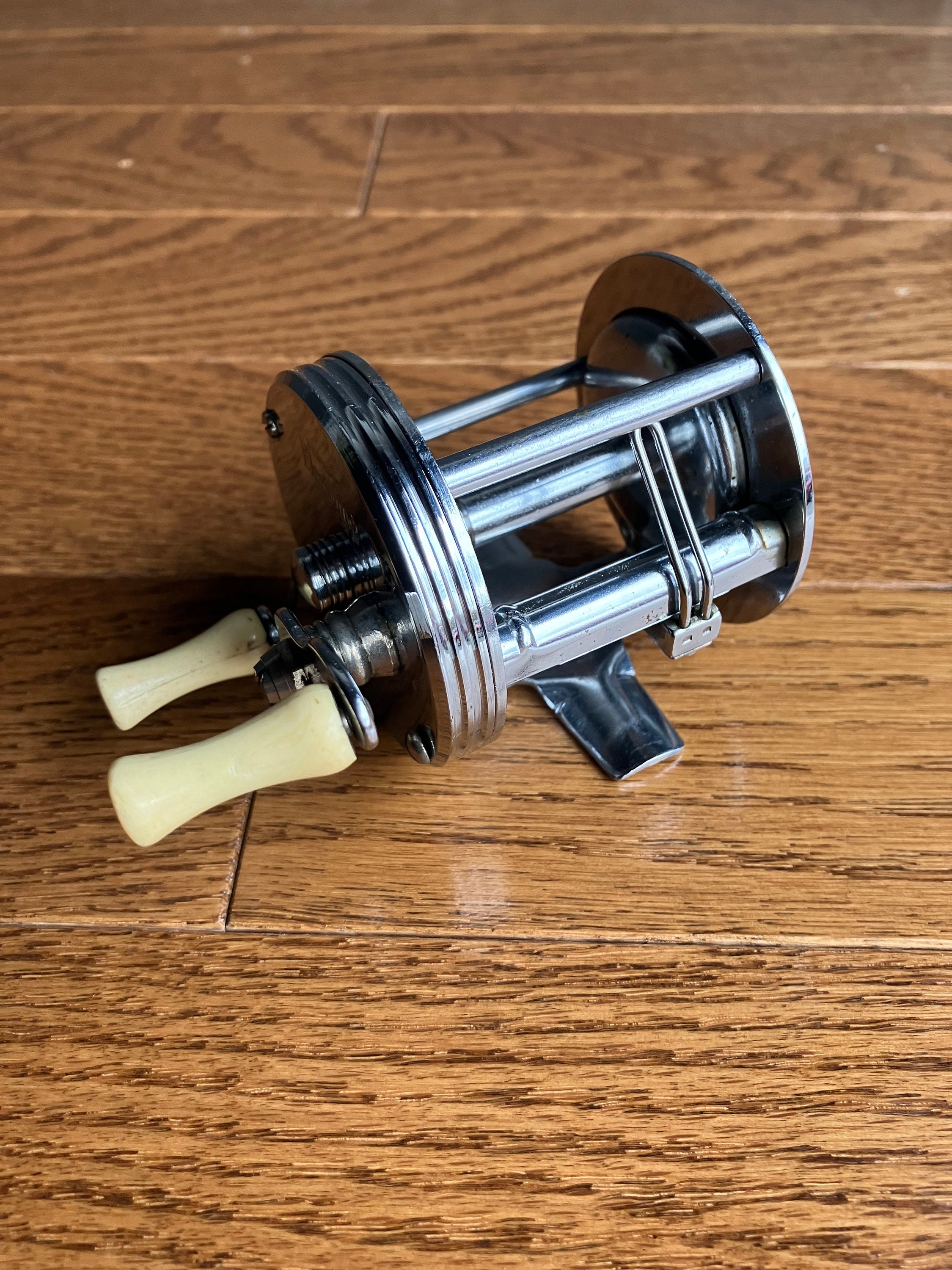 Moulinet De Pêche Vintage Bronson Fleetwing 2475 - Pour Lancer D'appâts, Eau Douce
