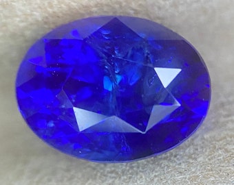 Royal blue sapphire 2.43 Carat oval shape from Sri Lanka
