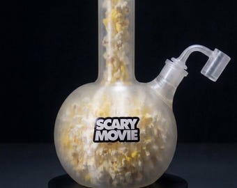 Scary Movie 6 Popcorn Eimer | Wasserpfeife Popcorn Eimer | Fan Made Replica