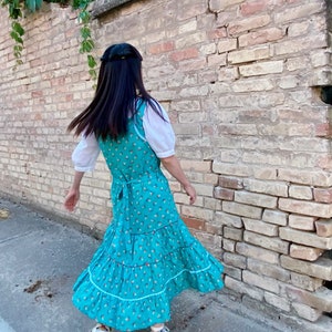 Vintage green floral dress image 4