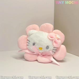 Cute White Cat Kitty and Pinky Sunflower Plush Keychain – Soft Stuffed Bag Charm, Cartoon Toy, Gift for Girls Accessories