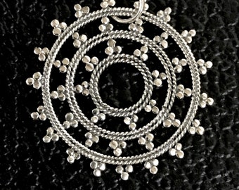 Pendentif cercle en argent sterling - lustres - 1 grand pendentif mandala rond de 30 mm - beau médaillon - Legacy Silver Supplies S28