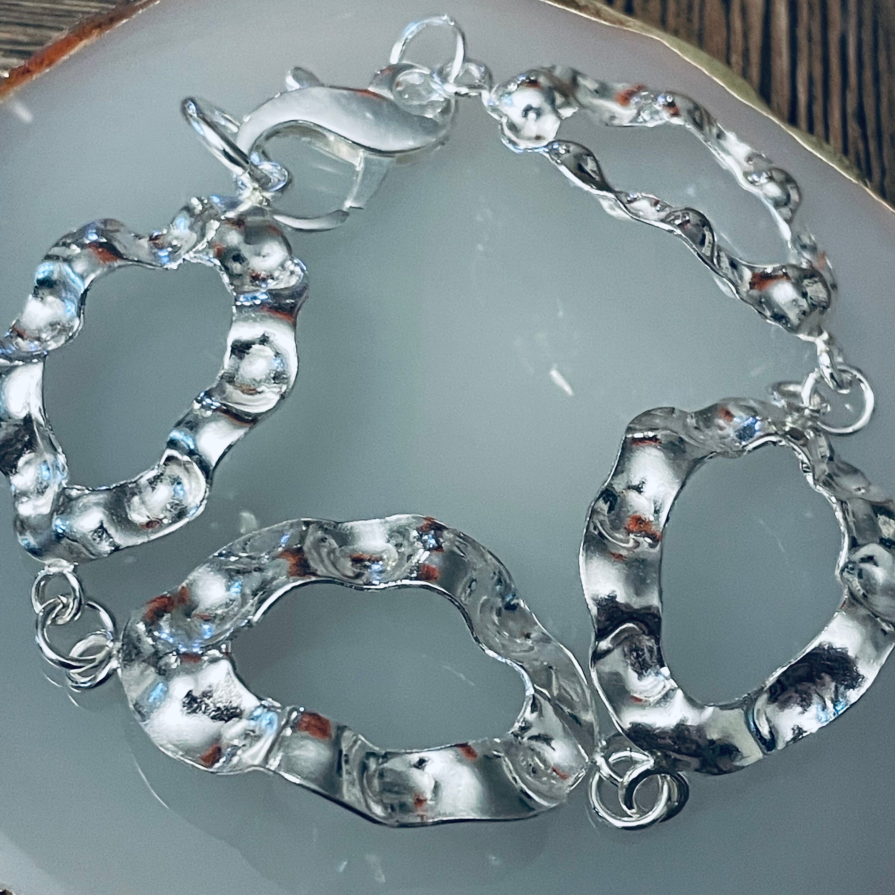 Glistening Artisan Shiny Wavy Oval Fine Silver .999 7 Inch