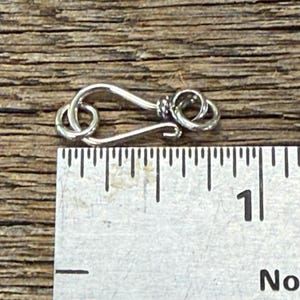¡Producto más vendido! Cierres de gancho y argolla de plata de ley - Cierres clásicos de Bali de 18 mm de largo - Legacy Silver Supplies T37/a imagen 4