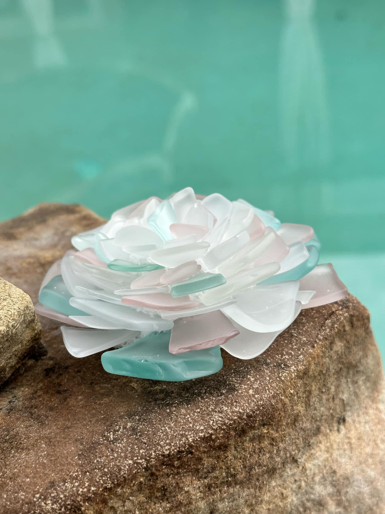 Seaglass Flower - Pink/Teal/White - large - Thumbnail 3