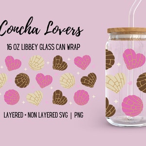 Puede incluir: Concha Lovers, envoltorio para lata de vidrio Libbey de 473 ml.  Archivos SVG y PNG en capas y sin capas incluidos.  El diseño presenta un patrón de pasteles concha rosas, marrones y blancos en forma de corazones.