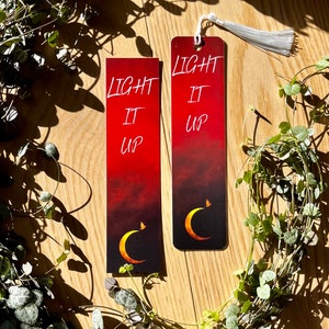 Crescent City bookmark -  "Light it up" -  Handmade Fan Art, crescent city acotar fans Sarah J Maas, Bookmark Gift, merch
