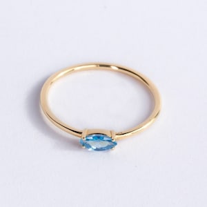 Marquise Blue Topaz Birthstone Ring with 14K Solid Gold Band, Horizontal Blue Stone Ring for Women, Customizable Light Blue Gemstone Ring
