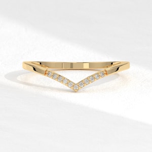 14K Solid Gold Diamond Chevron Ring: V Shape Curved Moissanite Band