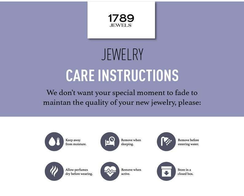 Pode incluir: Um gr&aacute;fico de cor roxo claro com o texto "1789 Jewels Joias Instru&ccedil;&otilde;es de cuidados" e uma lista de instru&ccedil;&otilde;es para o cuidado de joias. As instru&ccedil;&otilde;es incluem manter as joias longe da umidade, remover as joias ao dormir, remover as joias antes de entrar na &aacute;gua, deixar os perfumes secarem antes de usar as joias, remover as joias quando estiver ativo e guardar as joias em uma caixa fechada.