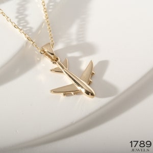 14K Gold Minimalist Airplane Necklace, Female Pilot Jewelry Gift, Travel Pendant, 14K Solid Real Gold, Aviation Jewelry Gift for Stewardess