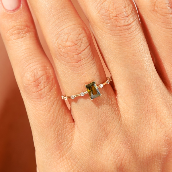 Emerald Cut Peridot Diamond Engagement Ring, 18K 14K 10K Gold Green Birthstone Cz Moissanite Wedding Band, Luxury Birth Month Stone Ring Her