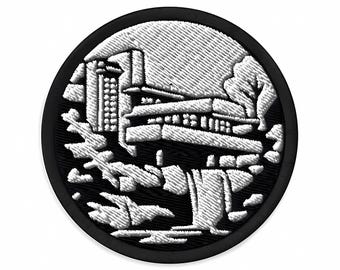 Rare Fallingwater Embroidered Patch – Frank Lloyd Wright Architecture Iron-On Badge – Modernist House Nature Waterfall - Iconic House Design