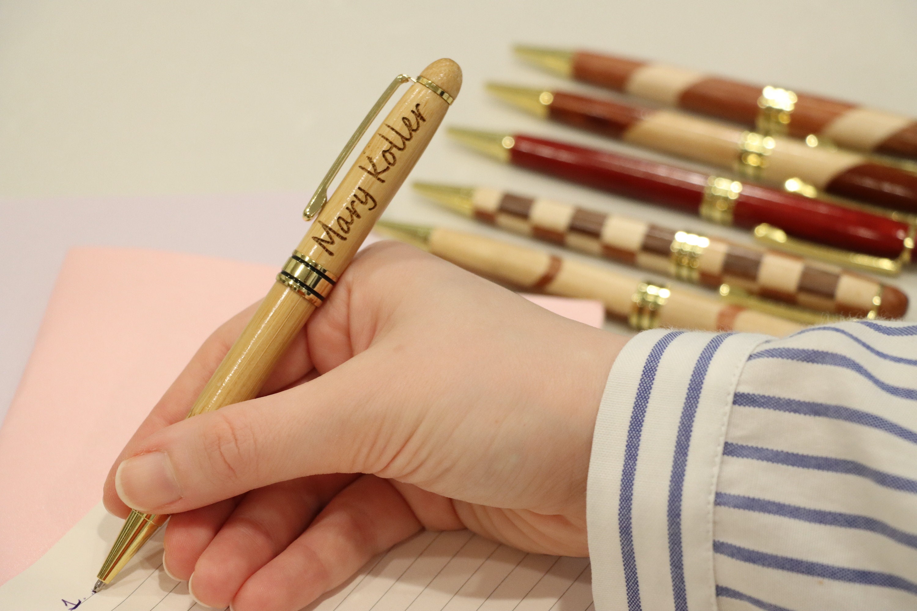  WSLHFEO Personalized Pen Sets for Realtors. : Arts, Crafts &  Sewing