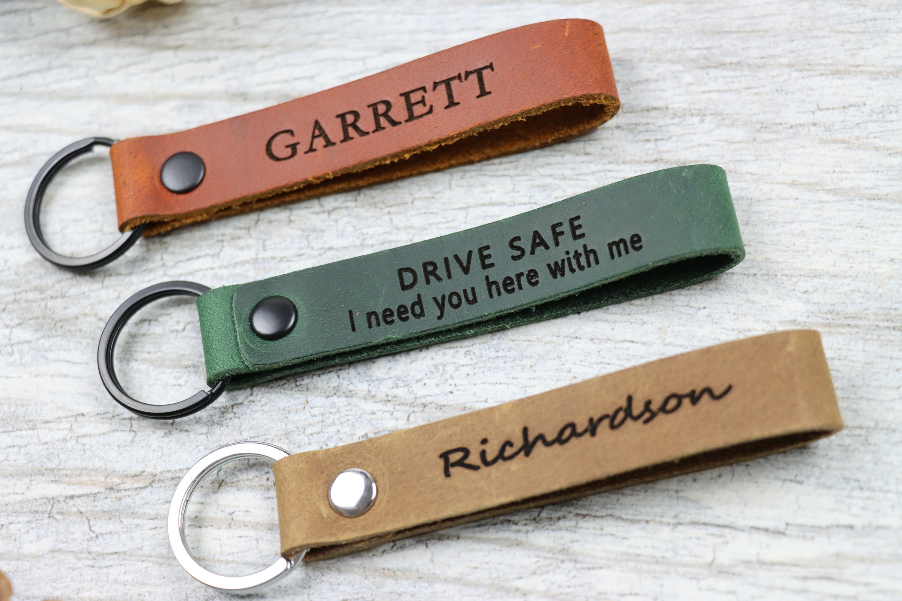 Personalized leather key chain, exquisite gift monogram handmade in France