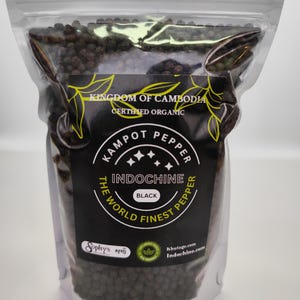 Organic Kampot pepper, Cambodian black pepper, gourmet pepper, black peppercorns, organic spices, gourmet spices, Kampot Peppercorns. 4oz