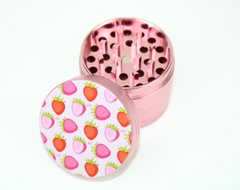 Strawberry Bliss Grind: The Four Piece Grinder Which Comes with Fast USA Shipping