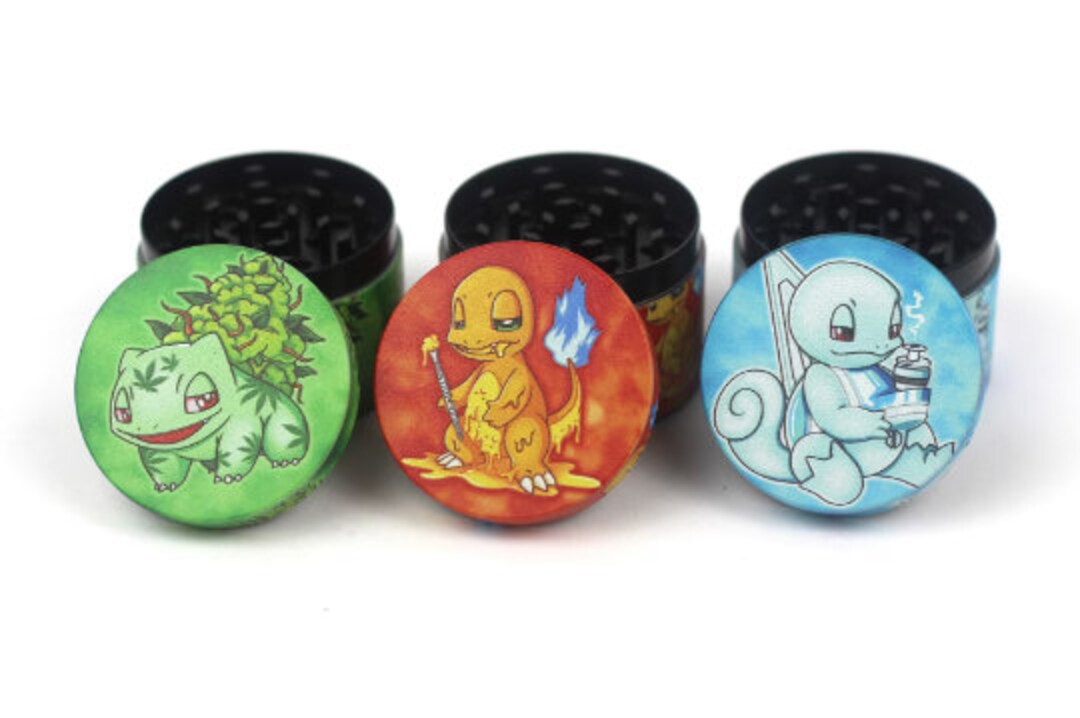 Anime Craze: The Four Piece Grinder Which Comes with Fast USA Shipping