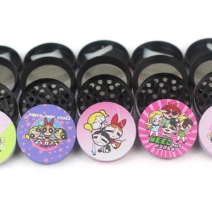 Power Girls Grind: The Four Piece grinder which comes with Fast USA Shipping
