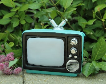 Old School Handmade Retro TV Ashtray Comes with Fast USA Shipping