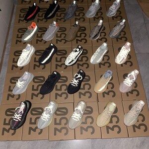 Yeezy 350 v2 Real Boost Sneakers YZY image 2