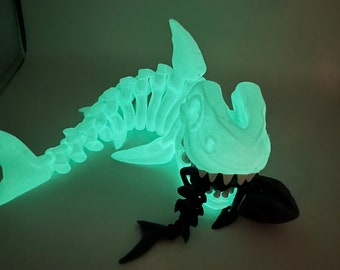 Flexi Shark / Desk Toy / Articulating Shark / Desk Decorations / Stress Toy / Collectable / Flexi Toy / Skeleton Shark / Display Toy