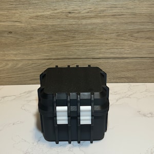 Rugged Box / Accessories Box / 3D Printed Box / Pelican Case / Travel Container / Small Item Storage / Small Box with Lid / Multiple Sizes