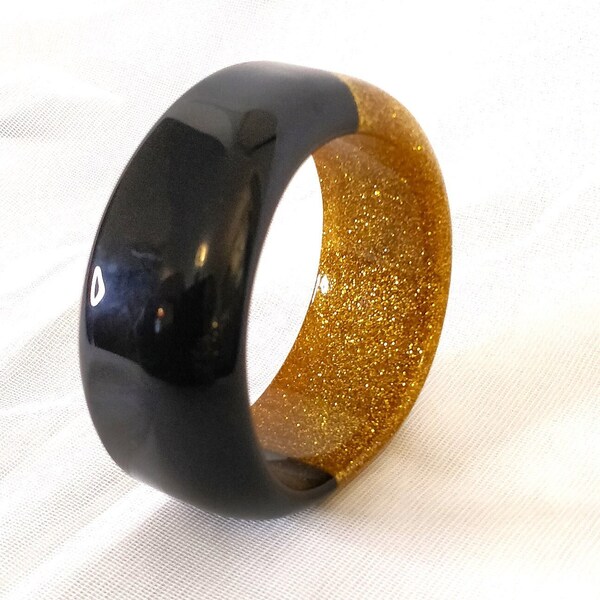 Vintage 1980's Lucite Bangle Asymmetrical in Black and Gold Glitter Chunky Statement Party NYE Hollywood Glam Jewelry