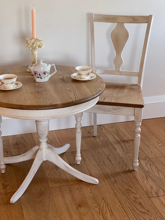 Pedestal round end table coffee table french cottage farmhouse French country Vintage design boho furniture distress white old Etsy