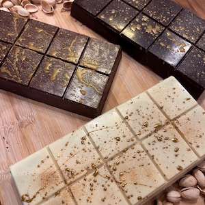 Kunafa pistachio milk chocolate bar - Etsy 日本