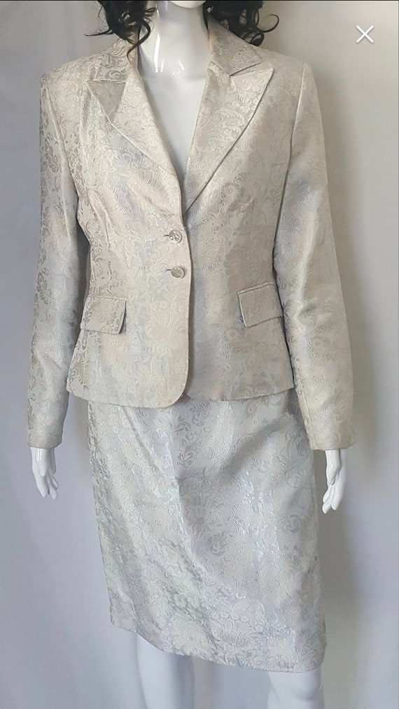 Baby Blue Two Piece Vintage Blazer/Skirt Suit - image 3