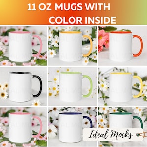Pode incluir: Nove canecas de cerâmica branca de 11 onças com bordas de cores diferentes. As canecas estão dispostas em três filas de três. Cada caneca está cercada por flores brancas.