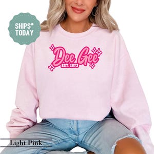 Delta Gamma Candy Cursive Sorority Sweatshirt - Dee Gee Sweatshirt - Sorority Gifts For Little - Custom Sorority Crewneck - Bid Day Gift