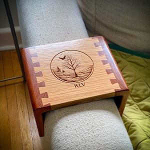 Premium Couch Caddy -  Customizable Engraving - Mahogany & White Oak - Handmade Dovetails