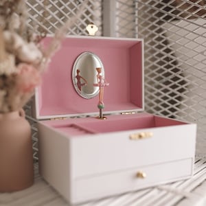 Not personalised - Musical Ballerina Jewellery Box