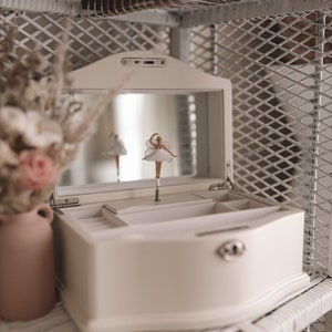 PRE ORDER - LARGE Personalised Lux Musical Ballerina Jewellery Box