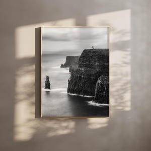 Acantilados de Moher, Co Clare, Irlanda / Impresión de arte mural con fotografía costera / Decoración moderna para el hogar / Regalo de inauguración de la casa