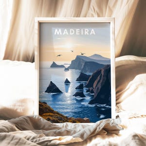Póster de viaje de Madeira, arte mural de Portugal, impresión de la costa atlántica, decoración de paisaje costero, regalo de viaje a Europa, obra de arte minimalista del océano