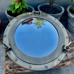 Antique Brass Ship Porthole Mirror - Perfect for Seaside Themes - Nautical Interior Décor