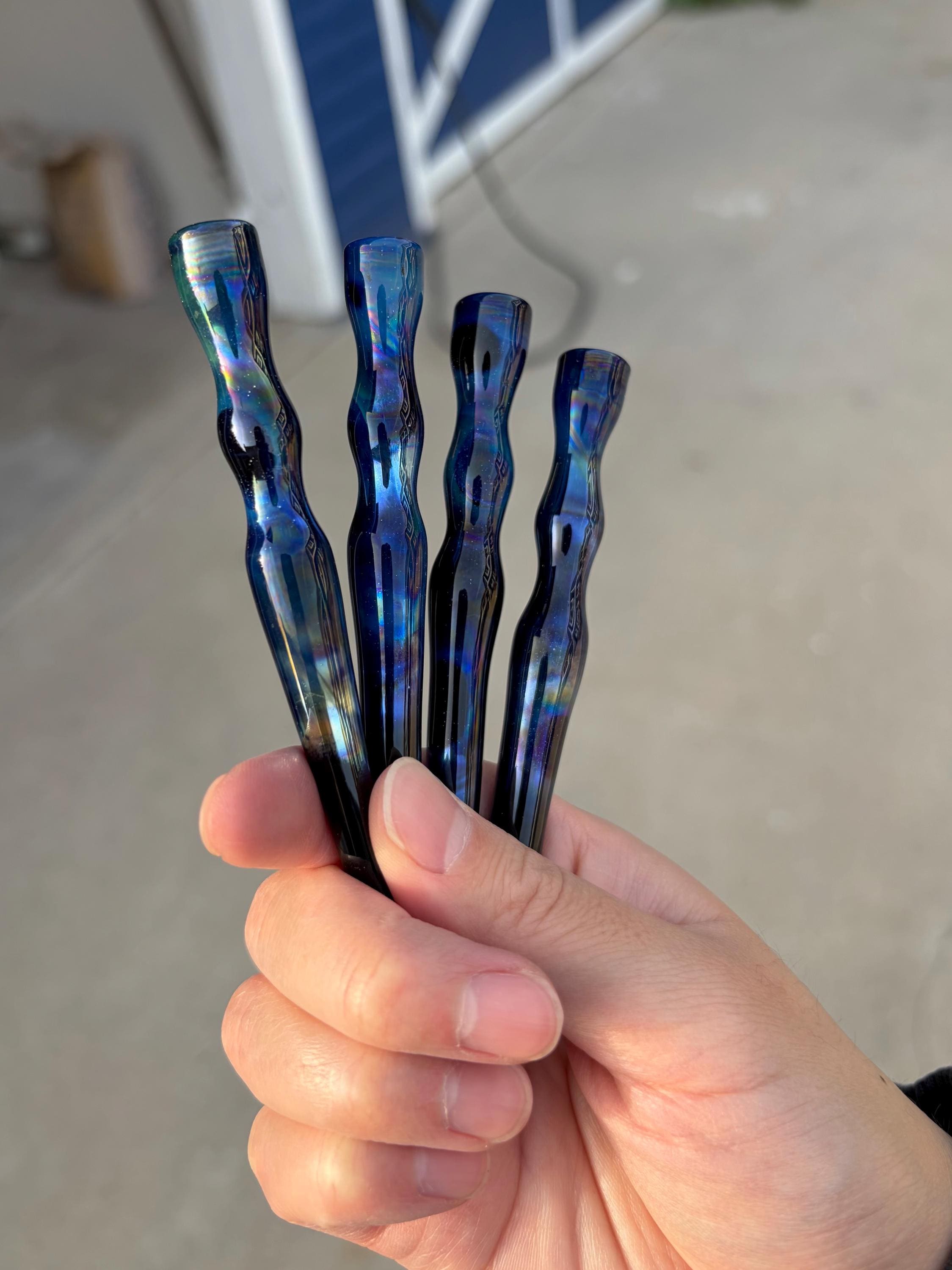 3.75” Glass Cigarette Holder / Finger Saver
