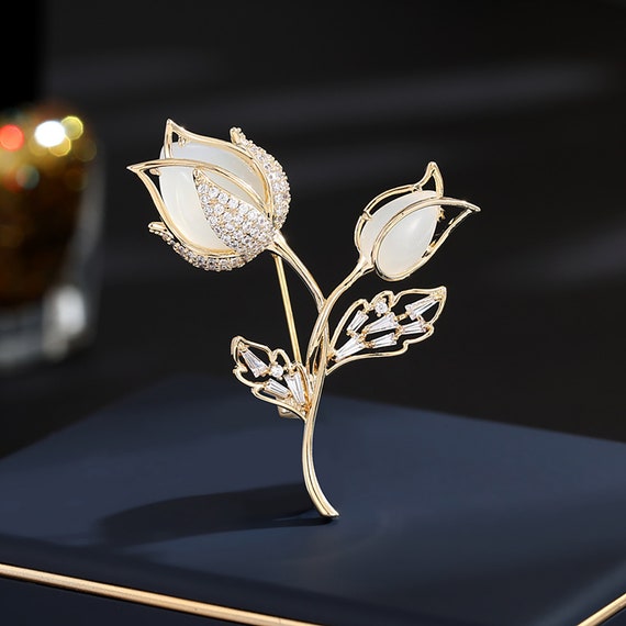 14K Gold High-end Elegant Flower Brooch, Scarf Buckle Accessory